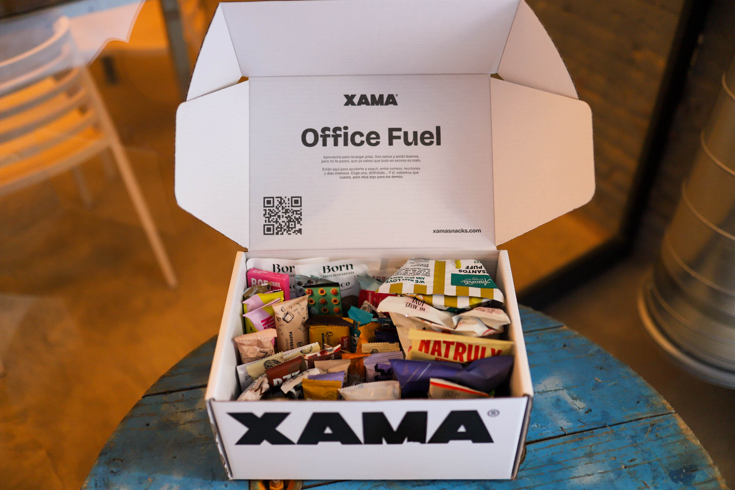 XAMA snack box